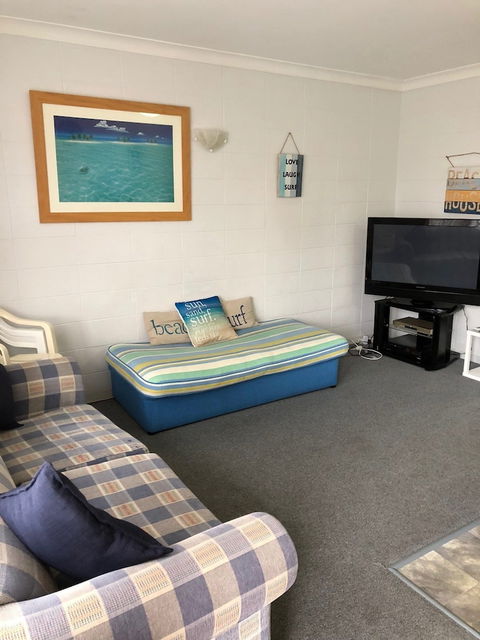 Forster Lodge 16 - Perths Hotel 0