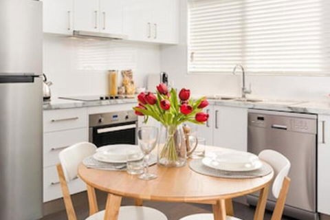Understated Elegance Affordable Luxury - Perths Hotel 0