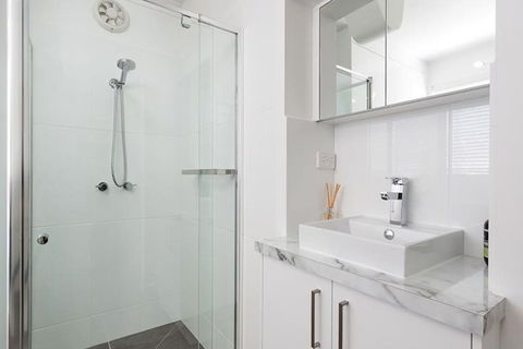 Understated Elegance Affordable Luxury - Perths Hotel 4