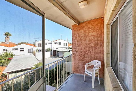 SUMMER BREEZE - Holiday And Business Accommodation - Perths Hotel 2