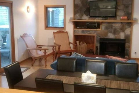 Secret Hut - Perths Hotel 3