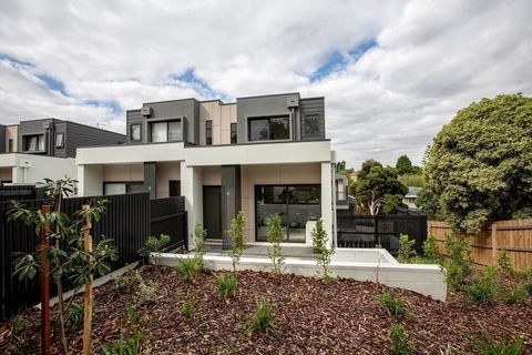 92 Brand New Doncaster Local House - Perths Hotel 1