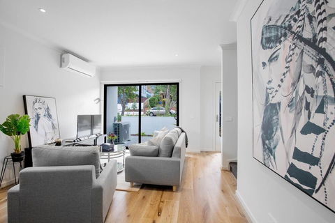 92 Brand New Doncaster Local House - Perths Hotel 5