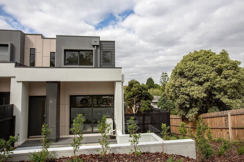 92 Brand New Doncaster Local House - Perths Hotel 2