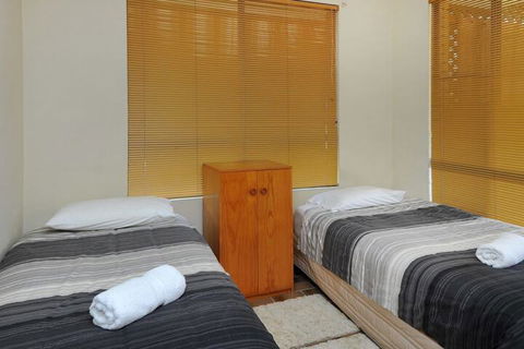 Rose Cottage Sawtell NSW - Perths Hotel 2