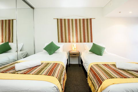 CBD African Charm, Story Bridge & River Views - Perths Hotel 5