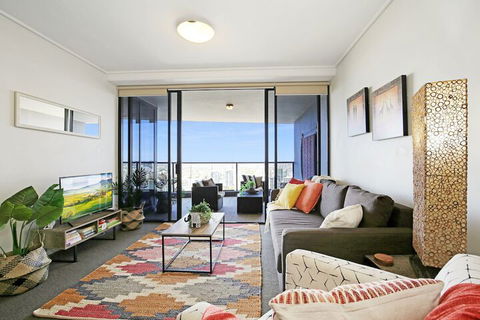 CBD African Charm, Story Bridge & River Views - Perths Hotel 3