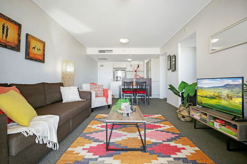 CBD African Charm, Story Bridge & River Views - Perths Hotel 4