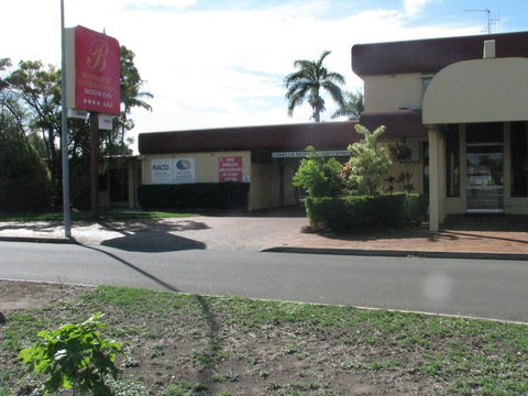 Country Comfort Bundaberg - Perths Hotel 5