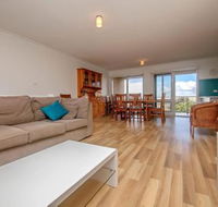 Ocean Avenue 55 - Perths Hotel