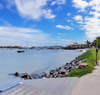 Sunset Court Unit 1 / 3 Resthaven Avenue - Perths Hotel