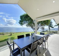 Stunning Waters Penthouse Sandy Point Road 46 - Perths Hotel
