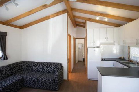 Barossa Tourist Park - Perths Hotel 5