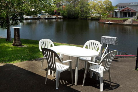 Lake House On Elouera - Perths Hotel 5