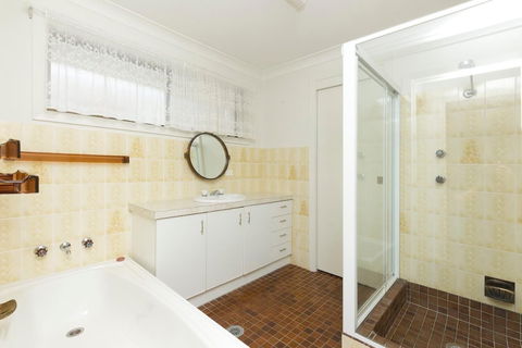 Lake House On Elouera - Perths Hotel 6