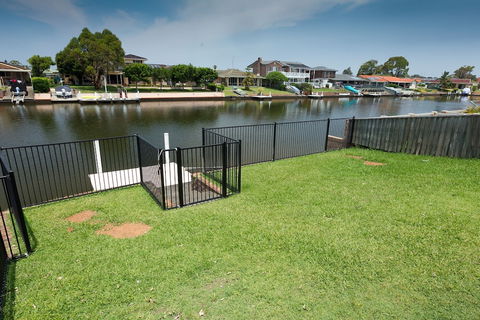 Lake House On Elouera - Perths Hotel 0