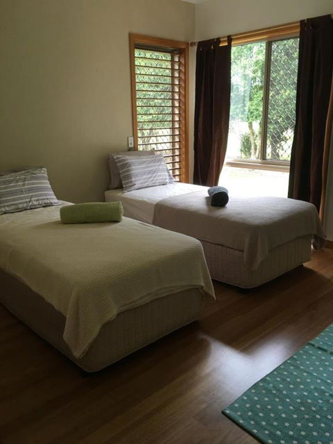 Cairns Homestead Acreage Pet & Family Friendly - Perths Hotel 6