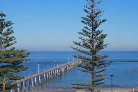 Waterfront Port Noarlunga - Perths Hotel 3