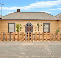 Robinson Cottage - Perths Hotel