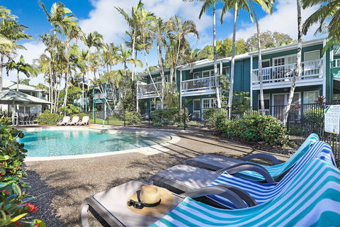 Coral Beach Noosa Resort - Perths Hotel 4