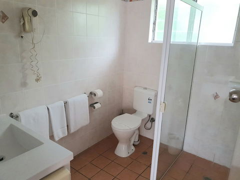McNevin's Maryborough Motel - Perths Hotel 6