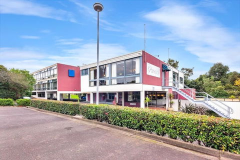 Parkside Motel Geelong - Perths Hotel 1