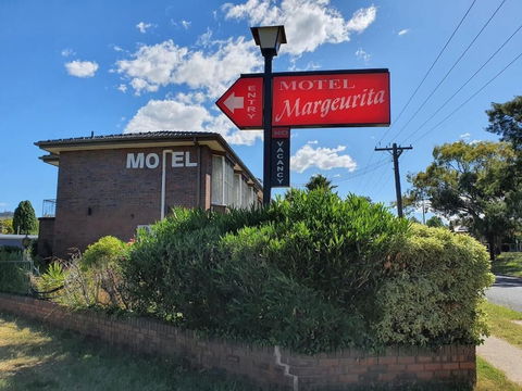 Motel Margeurita - Perths Hotel 0