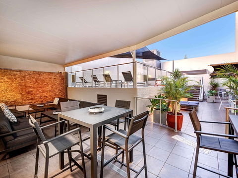 Mercure Centro Port Macquarie - Perths Hotel 3