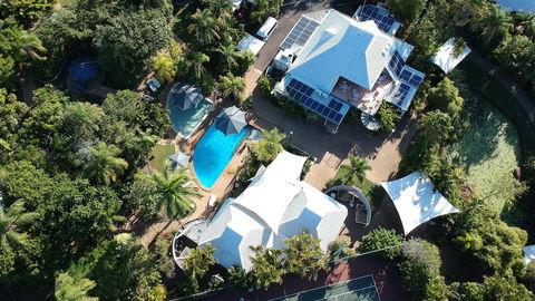 Kellys Beach Resort - Perths Hotel 1