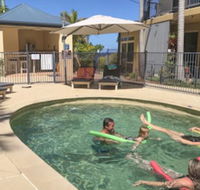 Beachside Holiday Apartments - Perths Hotel