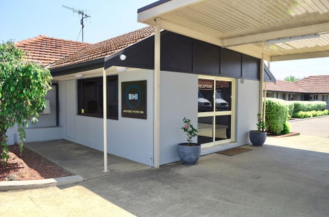 Bathurst Motor Inn - Perths Hotel 3