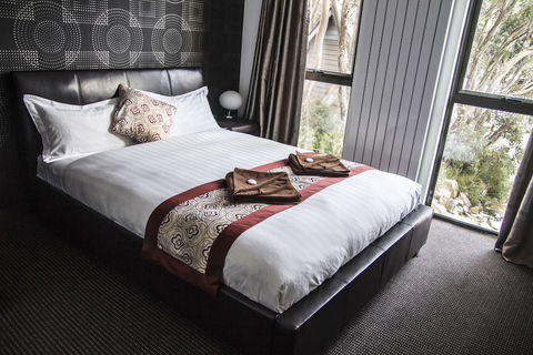 Duck Inn Mt Buller - Perths Hotel 5