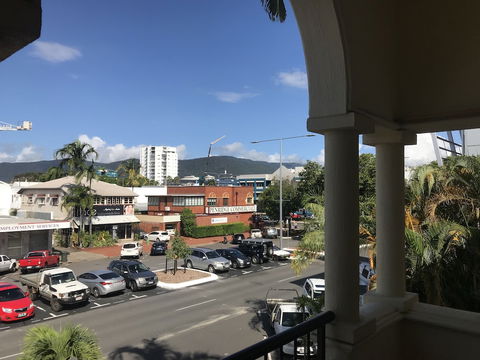 Villa Vaucluse Apartments Of Cairns - Perths Hotel 4