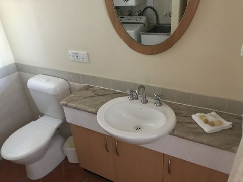 Villa Vaucluse Apartments Of Cairns - Perths Hotel 5