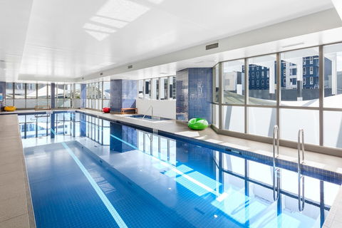 Meriton Suites Herschel Street, Brisbane - Perths Hotel 5