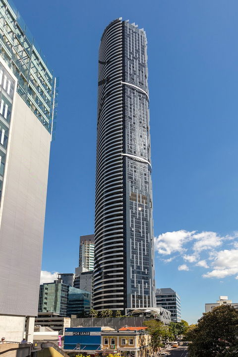 Meriton Suites Herschel Street, Brisbane - Perths Hotel 3