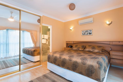 Villa Della Rosa Bed & Breakfast - Perths Hotel 6