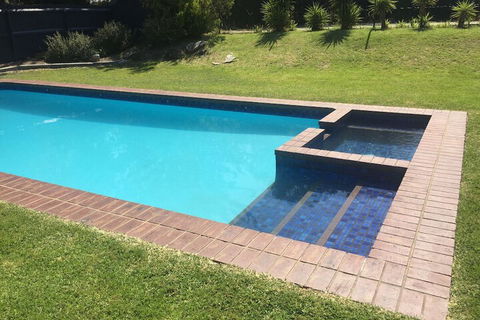 Point Lonsdale Guest House - Perths Hotel 1