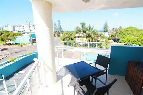 Platinum Bargara Apartments - Perths Hotel 2