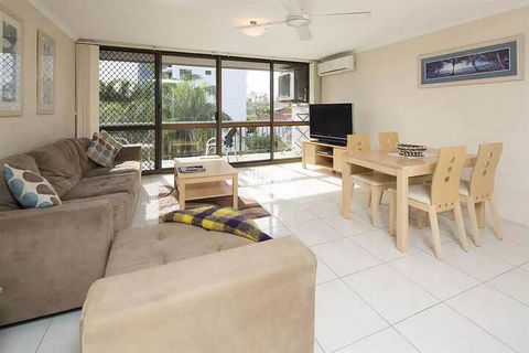 Burleigh Palms Holiday Apartments - Perths Hotel 6