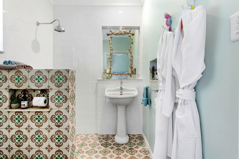 Noosa Valley Manor B&B Retreat - Perths Hotel 6