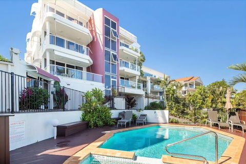 Bali Hai Apartments Noosa - Perths Hotel 3