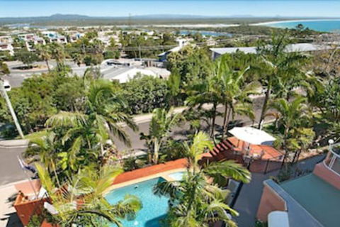 Bali Hai Apartments Noosa - Perths Hotel 1