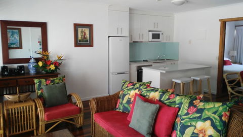 South Pacific Resort & Spa Noosa - Perths Hotel 2