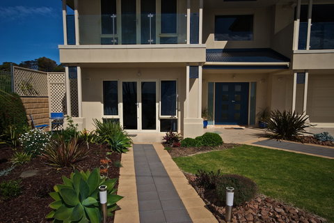 Searenity Holiday Accommodation - Perths Hotel 0