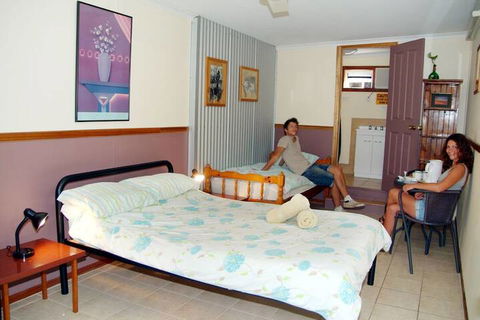 Woolshed Eco Lodge - Perths Hotel 6