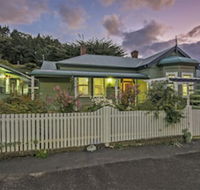 Mt Lyell Anchorage - Perths Hotel