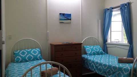 Arcadia Beach Guest House - Perths Hotel 5