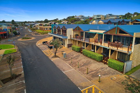 Sea Foam Villas - Perths Hotel 1