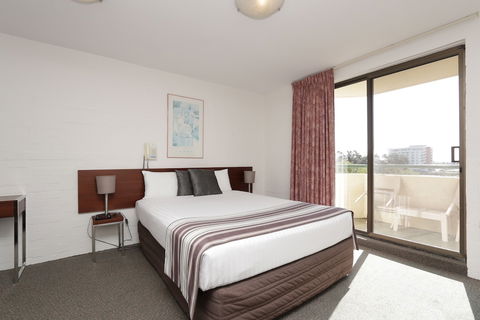 Atrium Resort Hotel - Perths Hotel 5